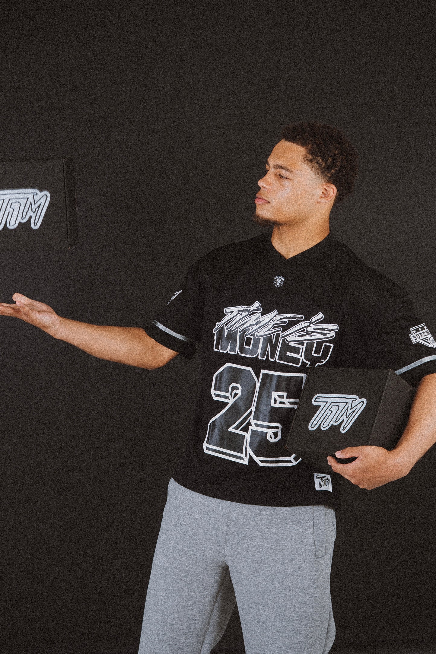 T1M SUPERBOWL JERSEY (JET BLACK)